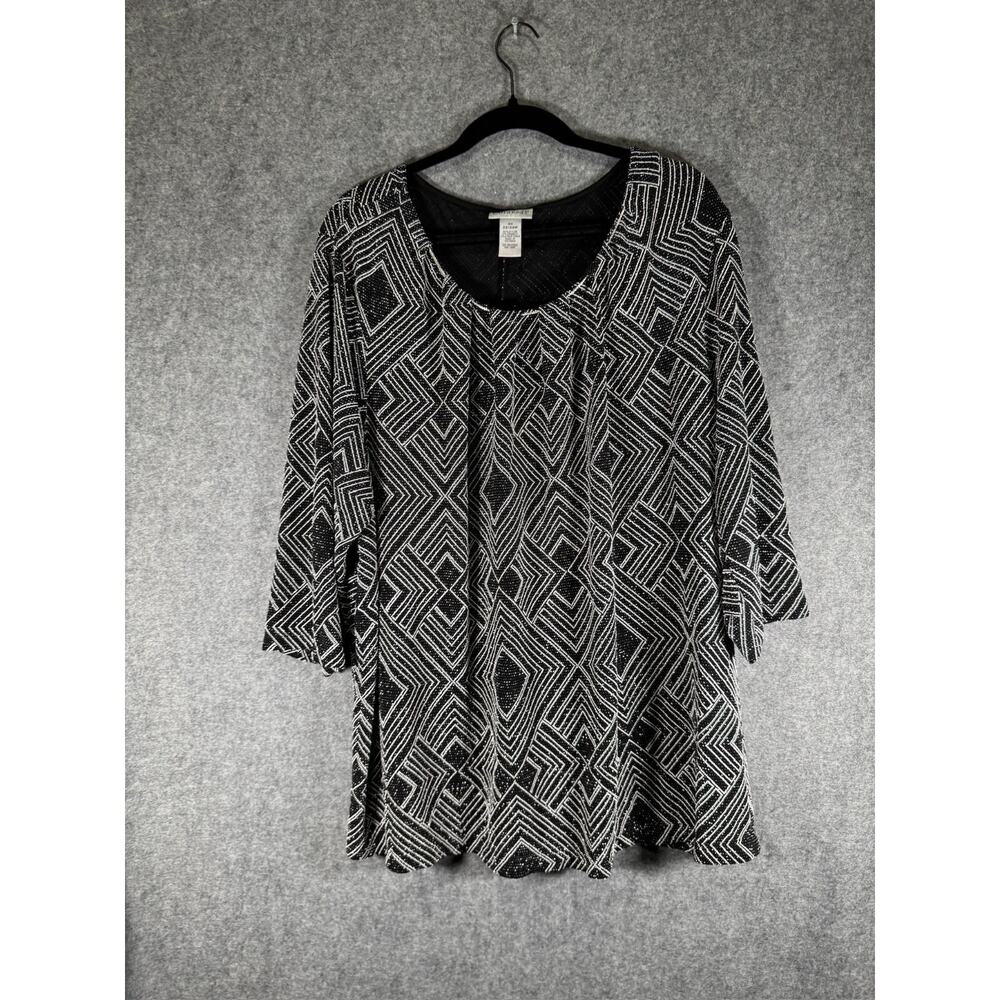 Catherines Black & White Geometric Scoop Neck Top